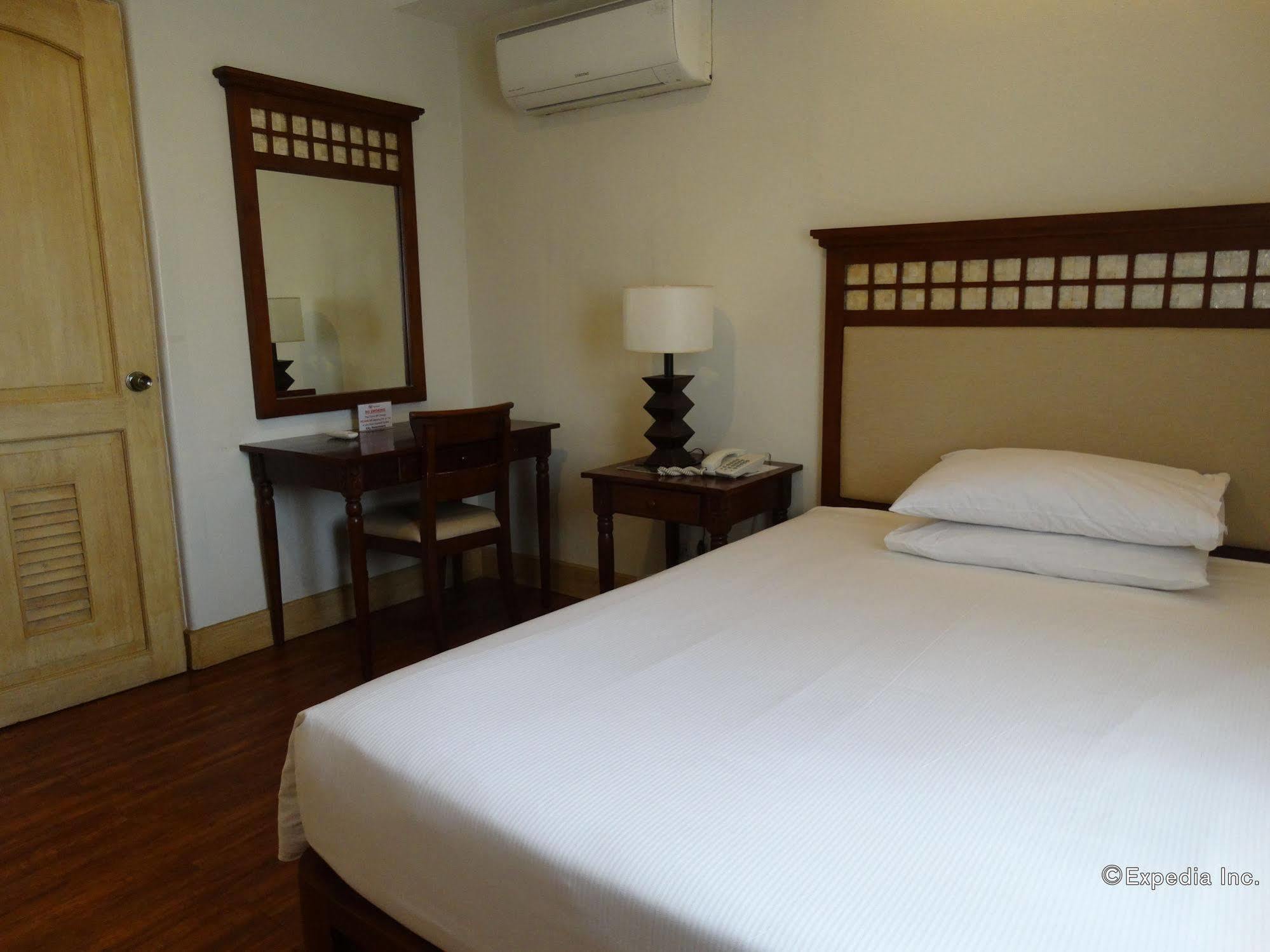 Hotel Emilia Davao City Eksteriør billede