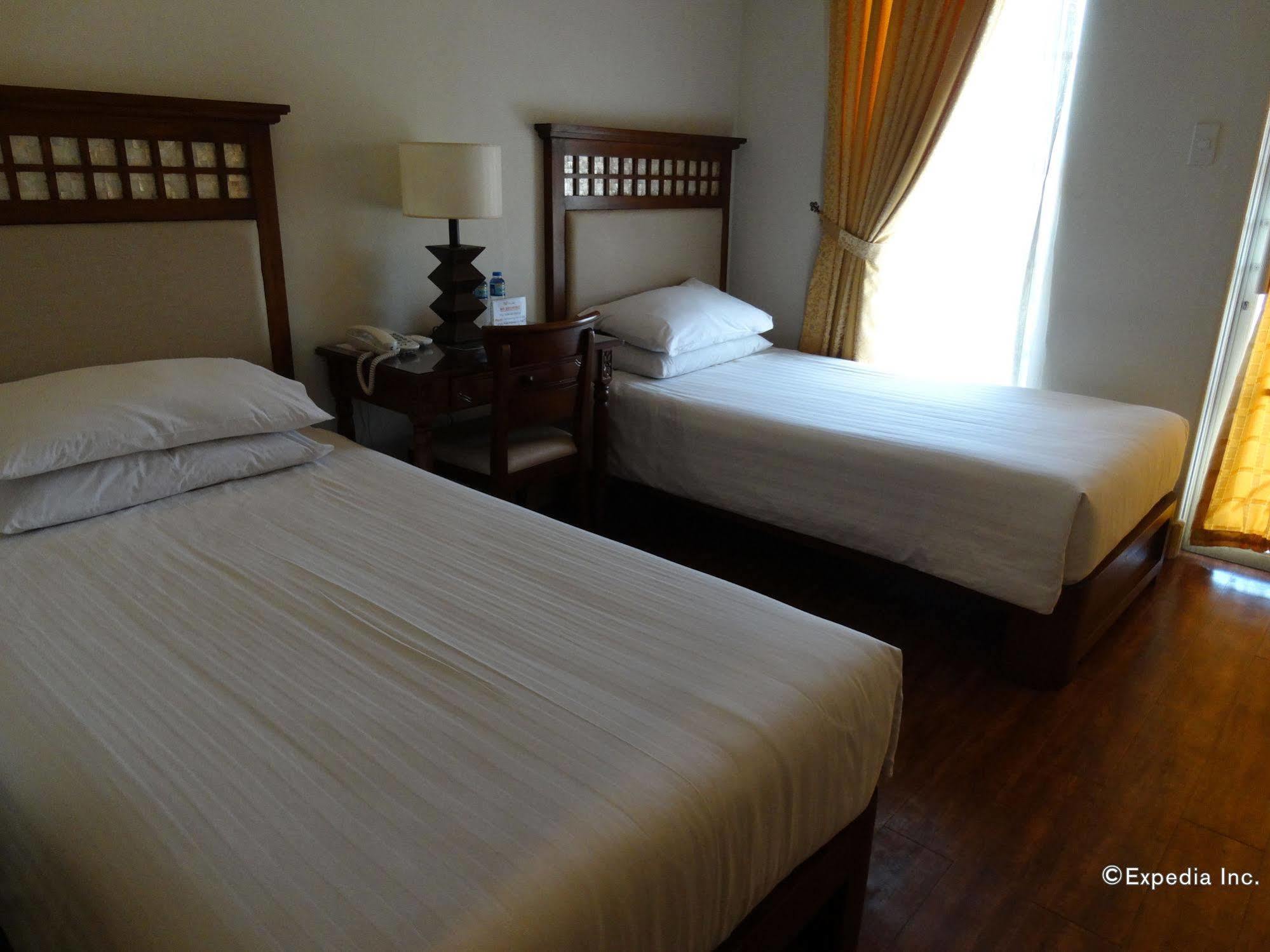 Hotel Emilia Davao City Eksteriør billede