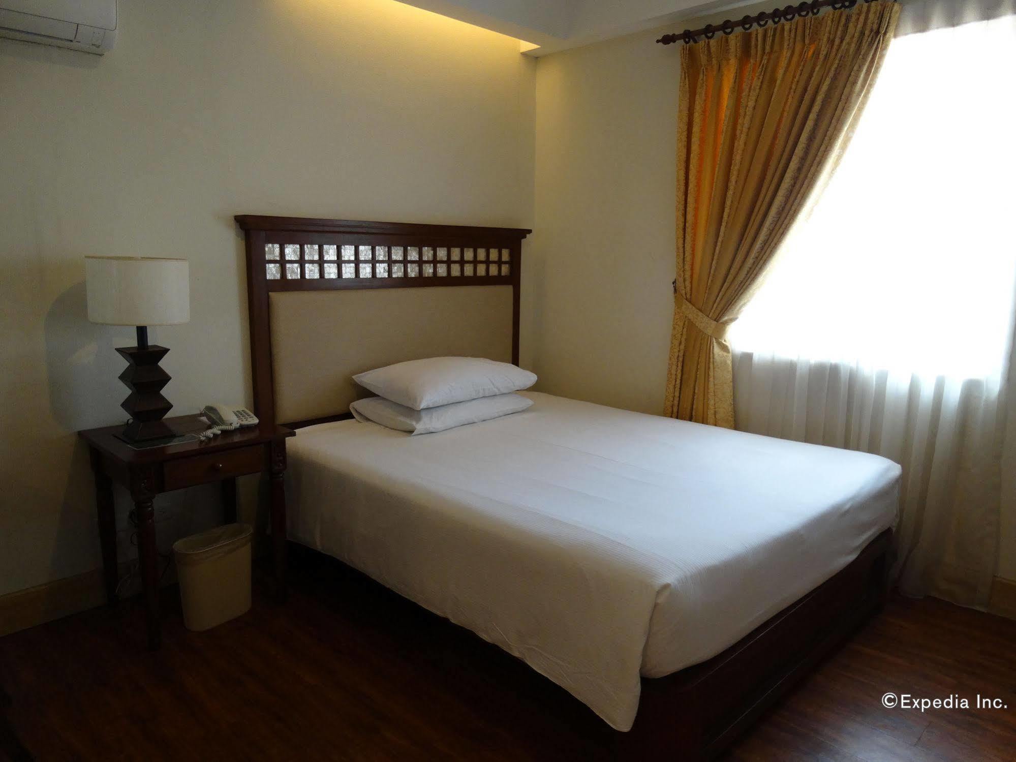 Hotel Emilia Davao City Eksteriør billede